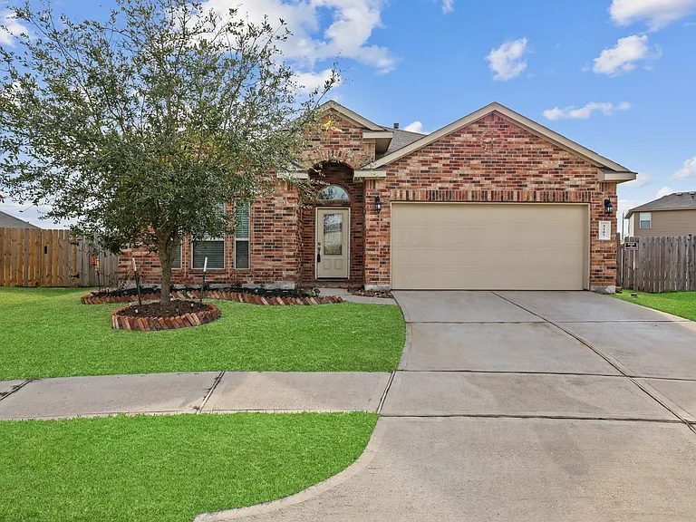5207 Corbridge Glen Ct — Photo 1