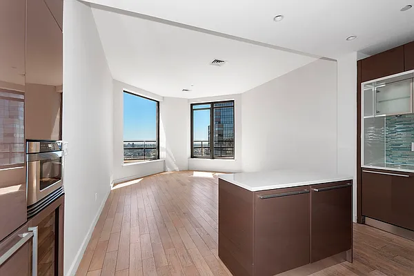 Rented by Hakimian Management | media 41