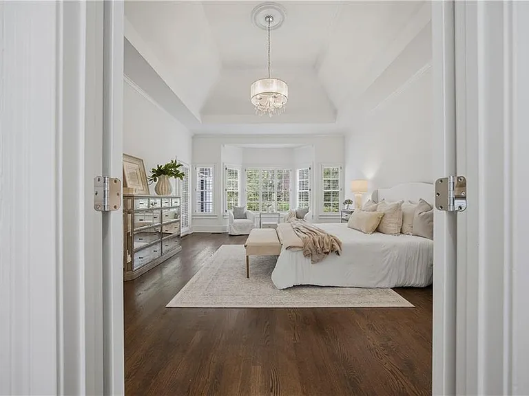 6410 Westchester Pl — Photo 49