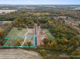 12457 Agate Ct SE, Alto, MI 49302