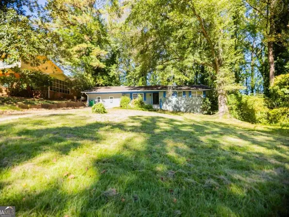 4176 Indian Forest Rd, Stone Mountain, GA 30083