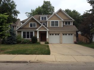 915 N Dunton Ave, Arlington Heights, IL 60004