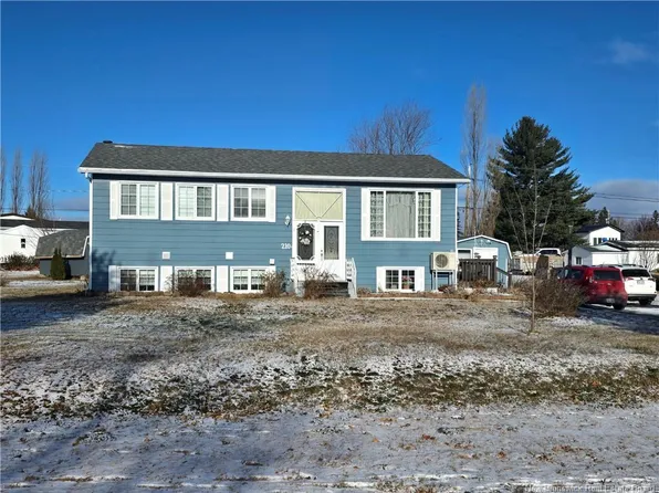 210 Francine, Beresford, NB E8K 1N8