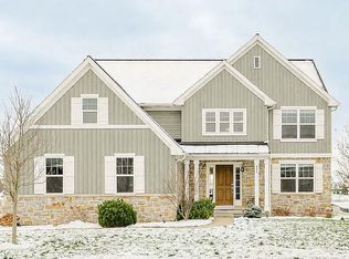 695 Christians Dr, Harrisburg, PA 17112