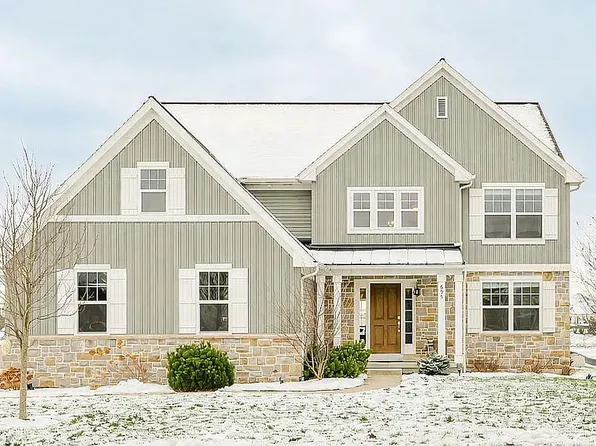 695 Christians Dr, Harrisburg, PA 17112