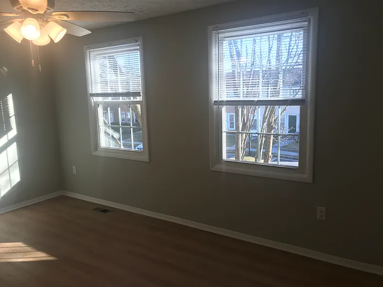 5811 Rowanberry Dr #5811 — Photo 17