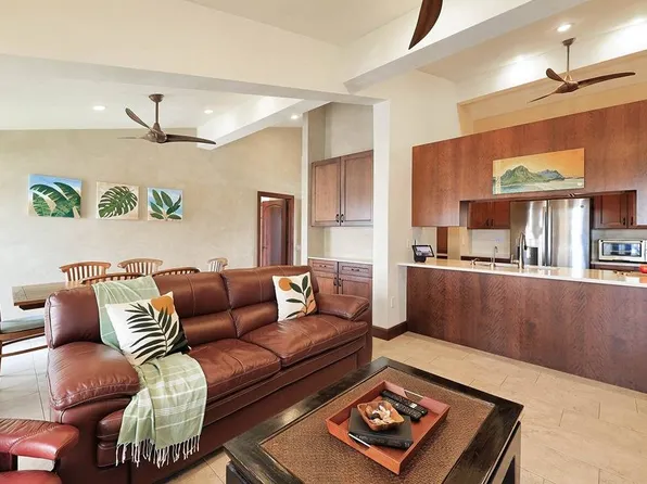 3-3400 Kuhio Hwy APT B409, Lihue, HI 96766