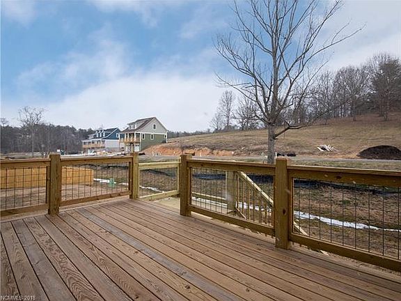 5th image of 130 Green Creek Loop