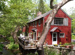 90 Red Mill Rd, Glen Gardner, NJ 08826