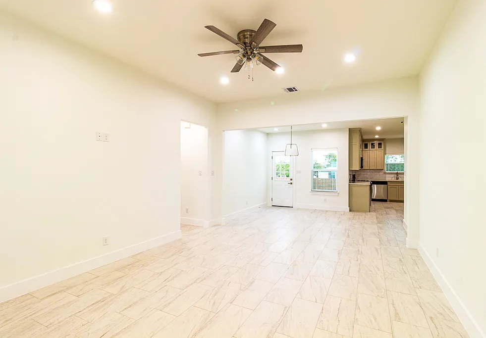 3 bed, 1786 sqft, $2,000 — Photo 4