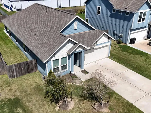 13346 Pecan Trails Dr, Santa Fe, TX 77510