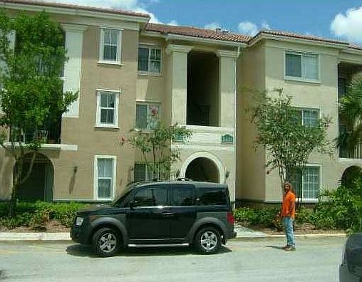 1st image of 2433 Centergate Dr APT 305