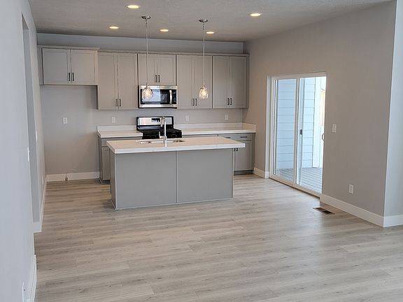 2nd image of 9787 N Aaron Ave