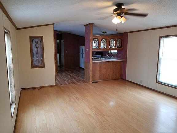 2nd image of 2900 Grand Ave Lot 287