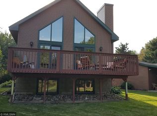 360 Briar Ln, Taylors Falls, MN 55084