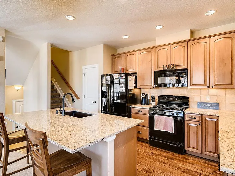 10706 Horseshoe Creek Point — Photo 7