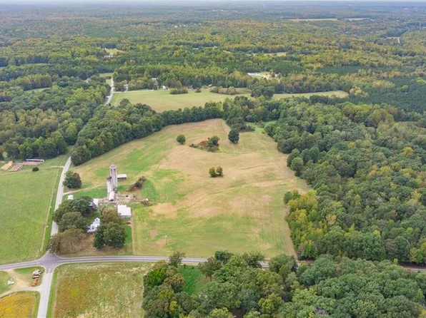 4 Efland Cedar Grove Rd, Efland, NC 27243