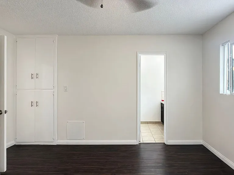 1415 Cedar Ave — Photo 10