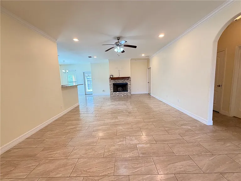 1816 Chesapeake Bay Dr — Photo 4