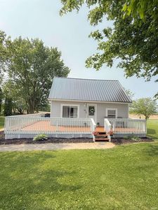 106 W Pearl St, Ashley, IN, 46705