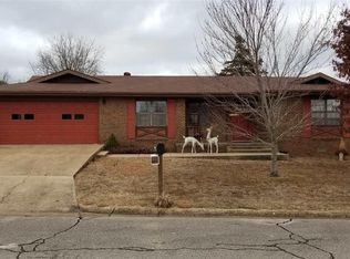 1017 Cedar St, Mountain Home, AR 72653