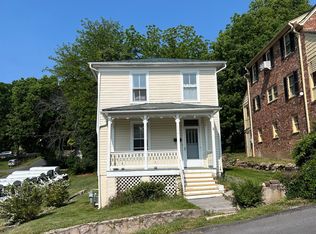206 Institute St, Staunton, VA 24401