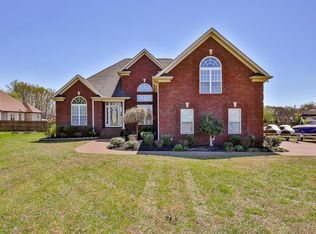 888 Bradshaw Rd, Lebanon, TN 37087