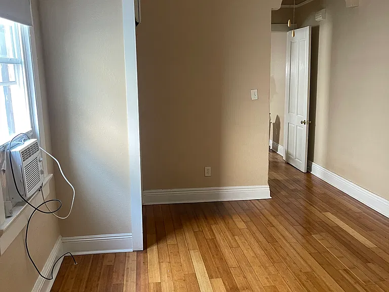 1714 Fern St — Photo 7