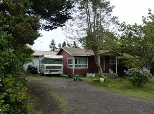 1260 8th St, Florence, OR 97439