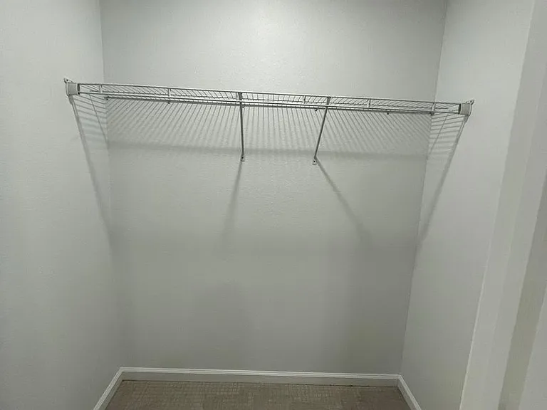 432 E James Dr — Photo 14