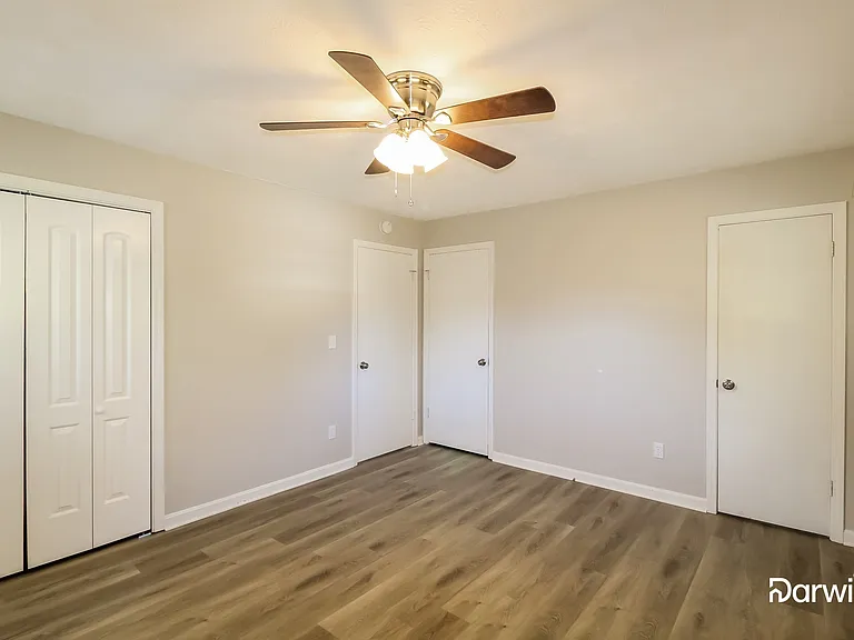 1634 Rhonda Ln — Photo 12