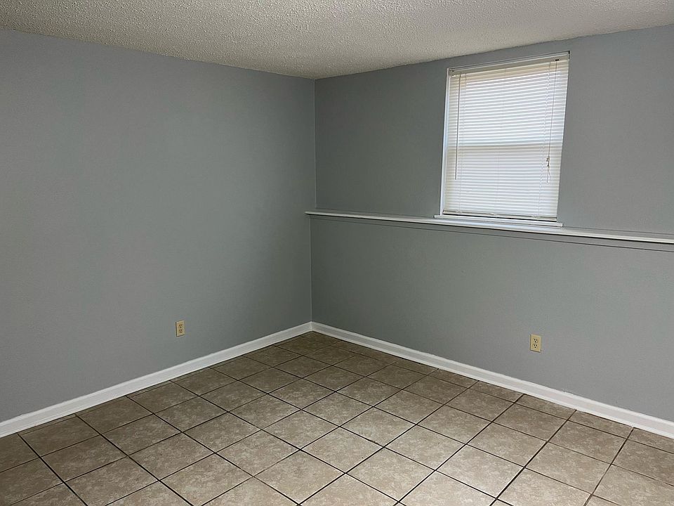 2101 Vienna Rd Rolla MO Zillow