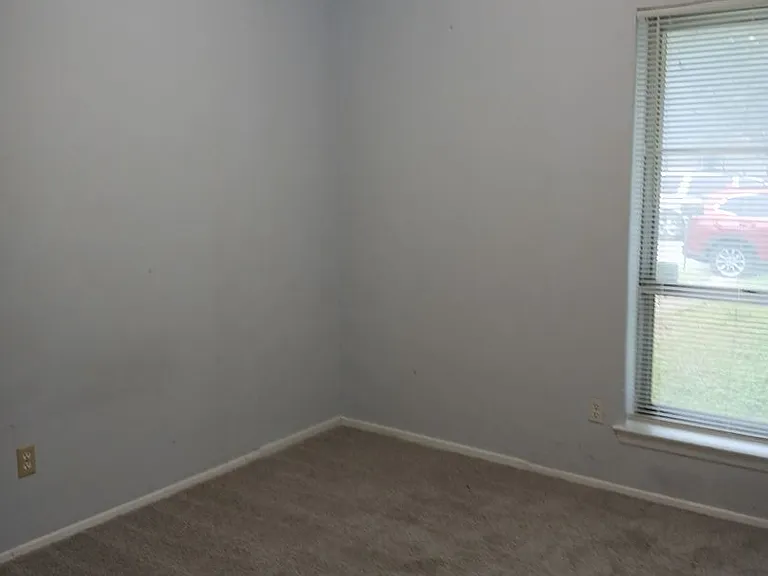 12109 Bishop Dr — Photo 27