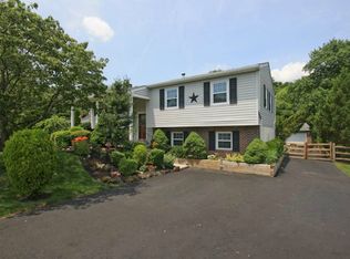 2405 W Colonial Dr, Upper Chichester, PA 19061