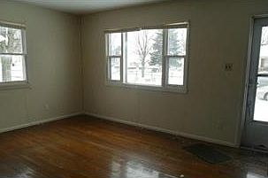 3rd image of 1810 S Carlisle St