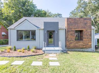 2004 Cogar Dr, Decatur, GA 30032