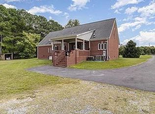 2265 Bud Lipscomb Rd, Willow Spring, NC 27592