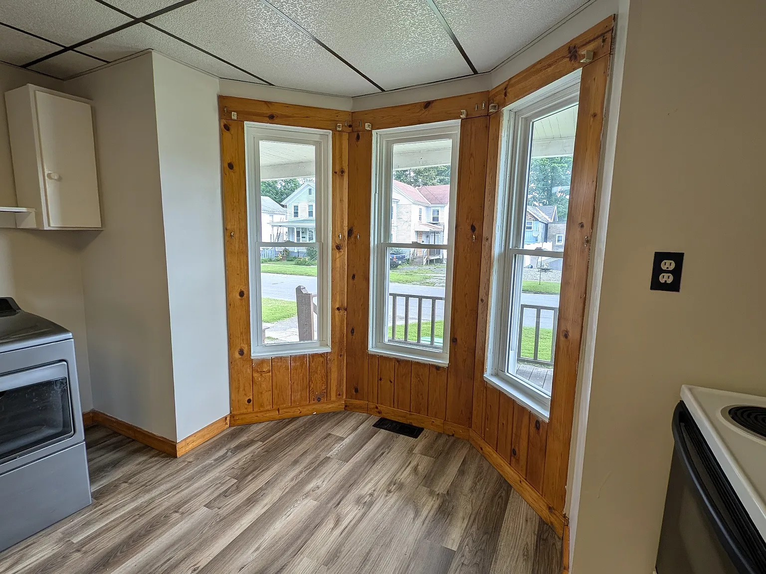 2 bed, 1000 sqft, $1,250 — Photo 4