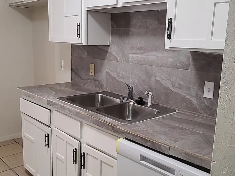 2703 Ponderosa St — Photo 21