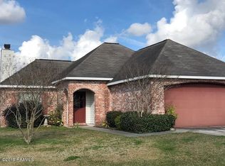 201 Harvest Pointe Cir, Lafayette, LA 70506