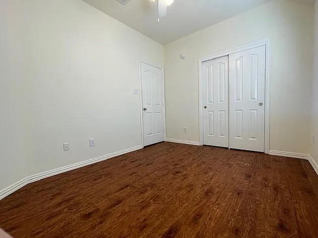8519 Babbling Brook Ct — Photo 38