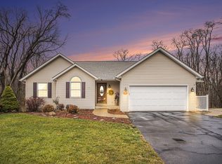 231 Embury Dr, Battle Creek, MI