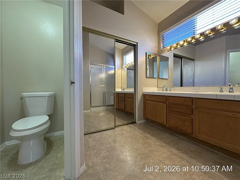 122 McLaren St — Photo 29