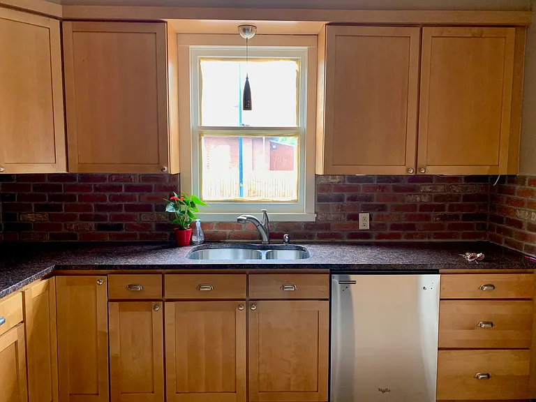 295 S Ogden St — Photo 6