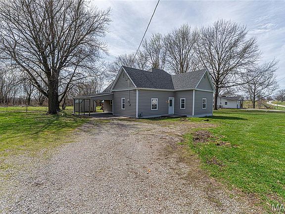 5th image of 202 W Canada St