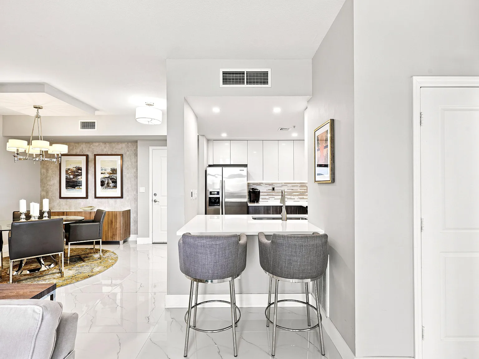 2 bed, 2.0 bath, 1246 sqft, $3,500 — Photo 3