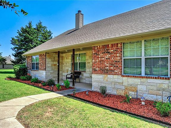 4th image of 3805 Crimsonwood Dr