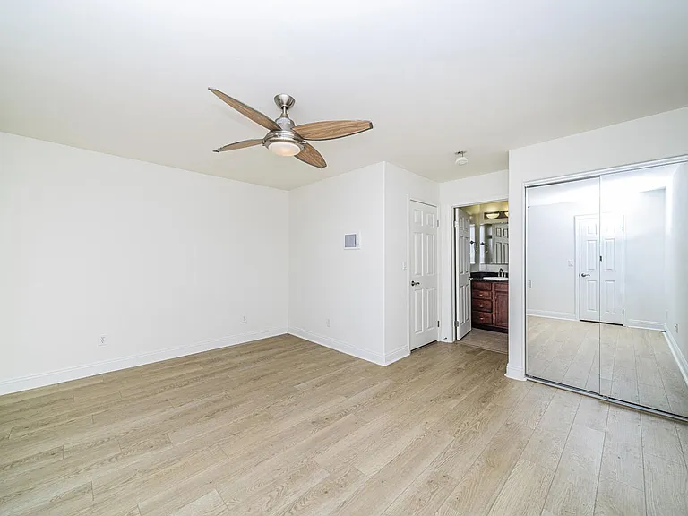 506 Canyon Dr #2 — Photo 14