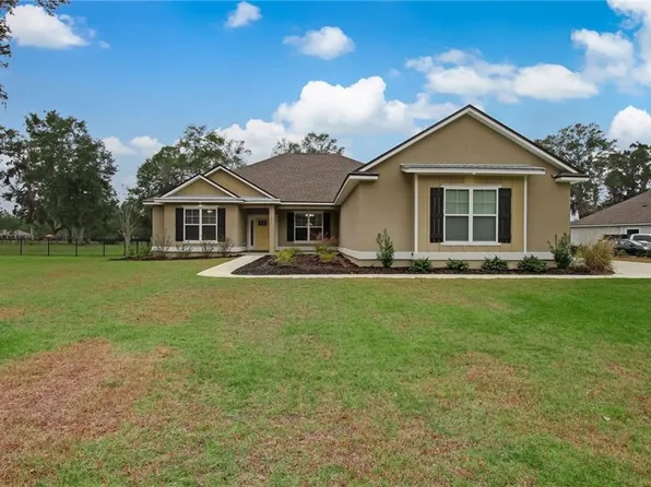 295 Harbour Island Cir, Waverly, GA 31565