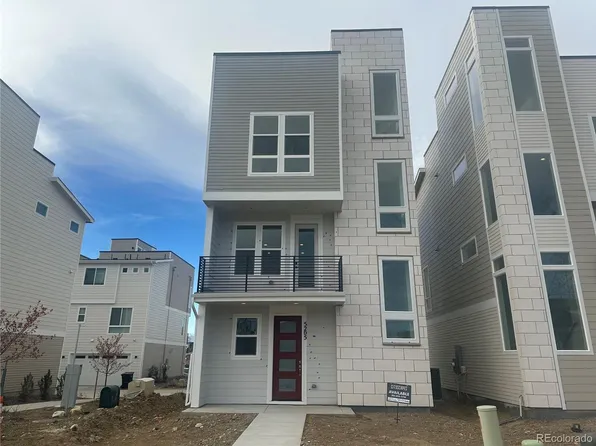 5205 Queen Court, Arvada, CO 80002